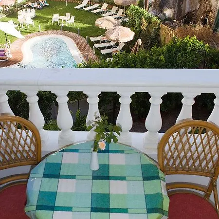 Birais Hotel 3*